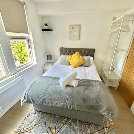 Cosy En-Suite Room In Stratford 伦敦 外观 照片