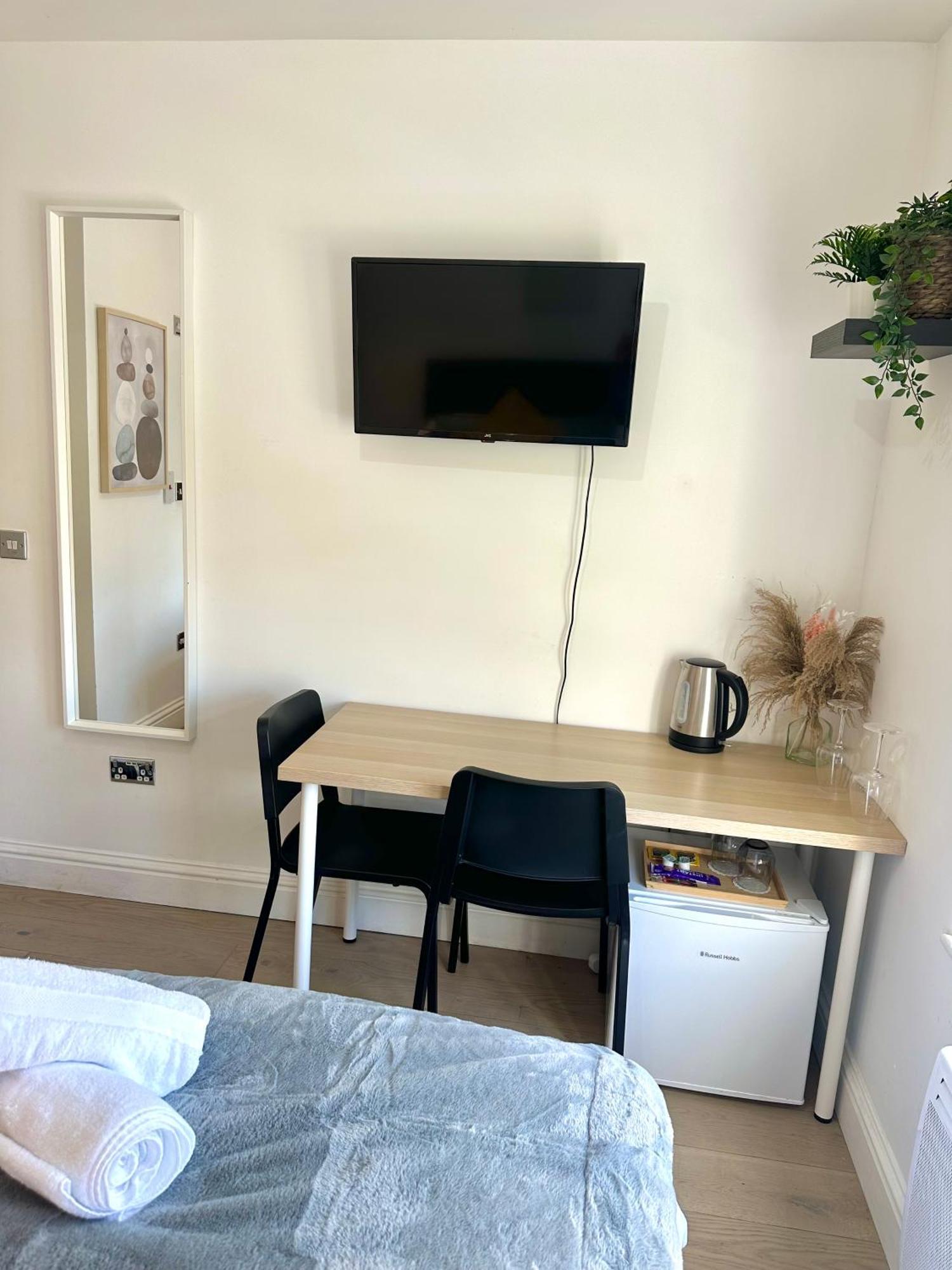 Cosy En-Suite Room In Stratford 伦敦 外观 照片